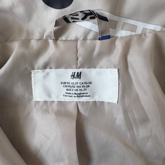 H&M 2T truck rain jacket - Picture 2 of 3